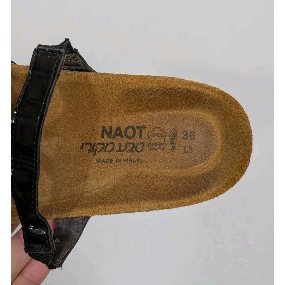 NAOT AVENTURA sz 5 Eur 36 Black Strappy Orthopedic Flats Silver Dots Butterfly
